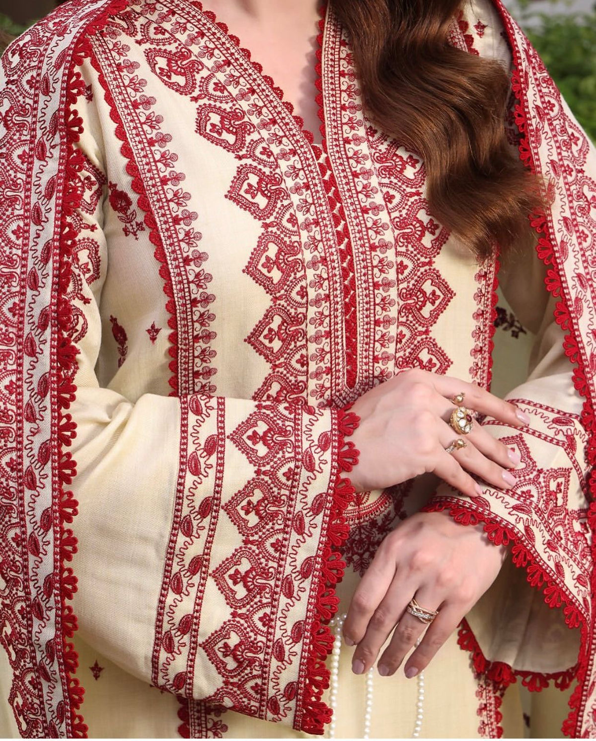 ALEESHA EMBROIDERY 3PC